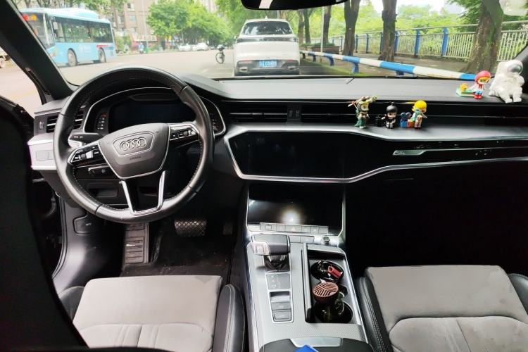 Used Audi A6L 2019 45 TFSI Prestige Dynamic Edition Center Console