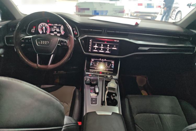 Used Audi A6L 2019 40 TFSI Luxury Dynamic Model Center Console