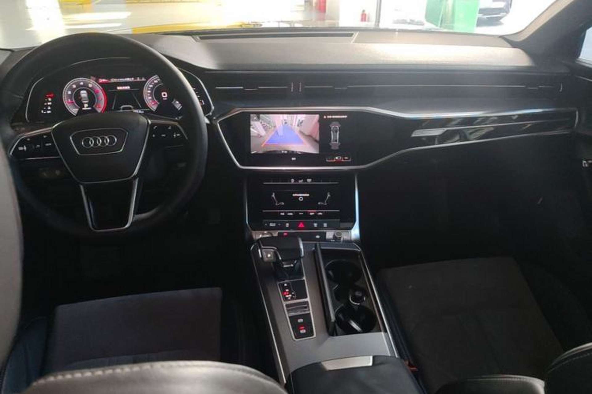 Used Audi A6L 2019 40 TFSI Luxury Dynamic Model Center Console
