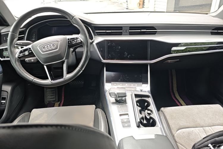 Used Audi A6L 2019 40 TFSI Luxury Dynamic Model Center Console