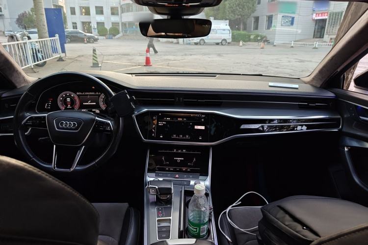 Used Audi A6L 2019 40 TFSI Luxury Dynamic Model Center Console