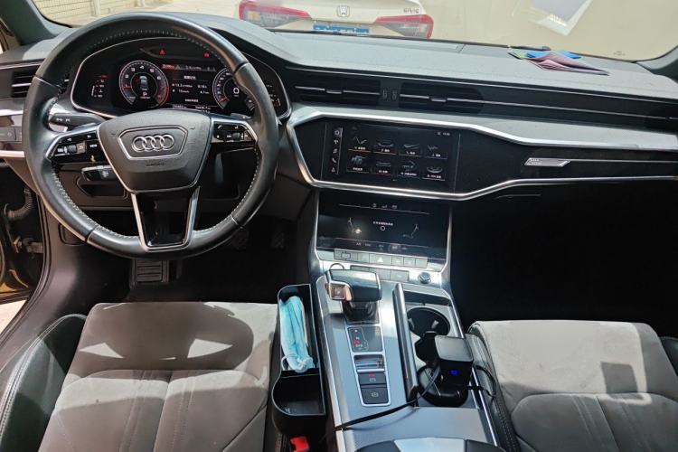 Used Audi A6L 2019 45 TFSI Prestige Dynamic Edition Center Console