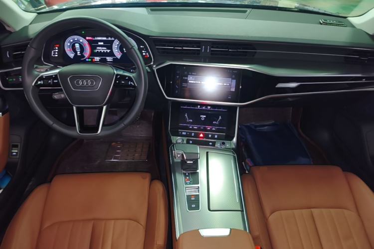Used Audi A6L 2019 40 TFSI Luxury Prestige Edition Center Console