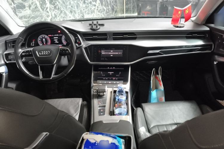 Used Audi A6L 2019 40 TFSI Luxury Prestige Edition Center Console