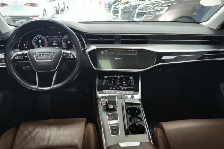 Used Audi A6L 2019 40 TFSI Luxury Prestige Edition Center Console