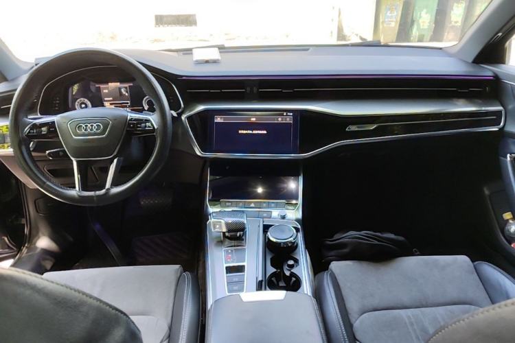 Used Audi A6L 2019 45 TFSI Prestige Dynamic Edition Center Console