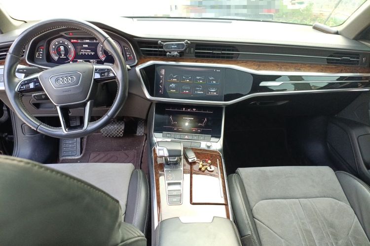 Used Audi A6L 2019 45 TFSI Prestige Dynamic Edition Center Console