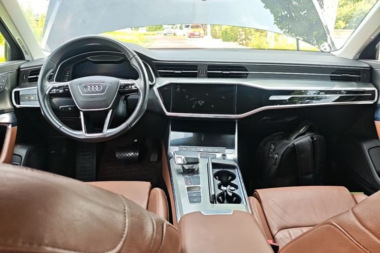 Used Audi A6L 2019 40 TFSI Luxury Prestige Edition Center Console