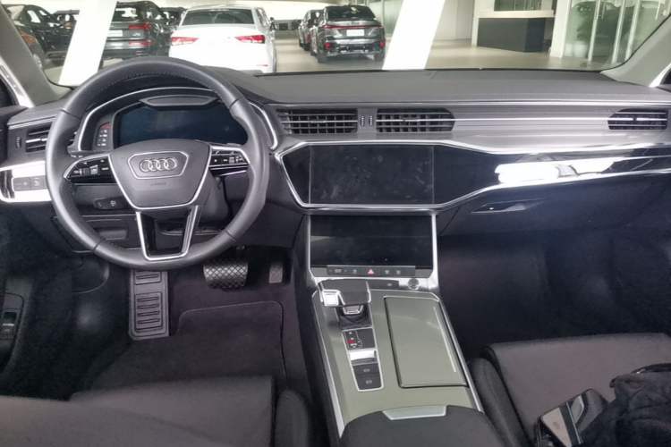 Used Audi A6L 2019 40 TFSI Luxury Prestige Edition Center Console