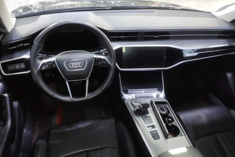 Used Audi A6L 2019 40 TFSI Luxury Prestige Edition Center Console