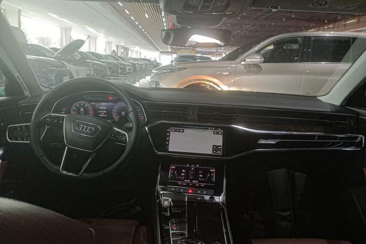Used Audi A6L 2019 40 TFSI Luxury Prestige Edition Center Console