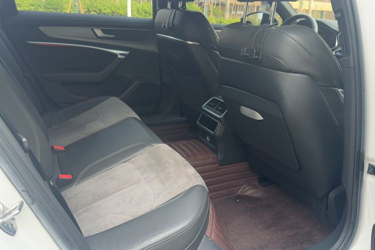 Used Audi A6L 2019 45 TFSI Prestige Dynamic Edition Center Console
