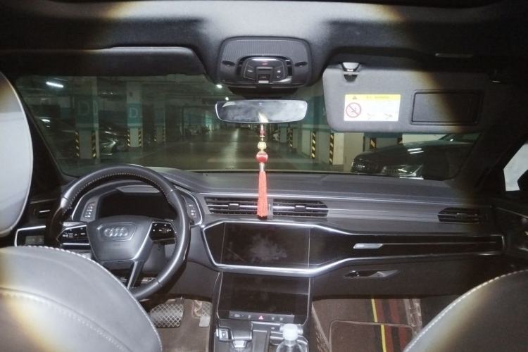 Used Audi A6L 2019 40 TFSI Luxury Dynamic Model Center Console