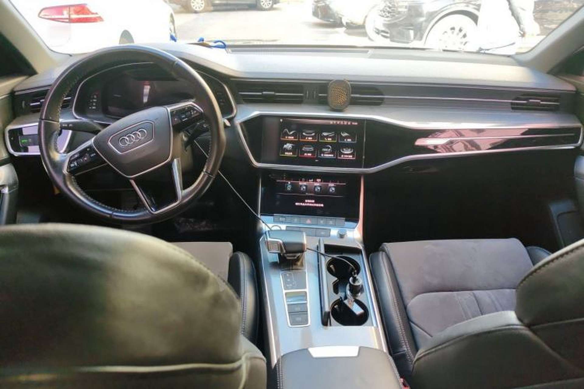 Used Audi A6L 2019 40 TFSI Luxury Dynamic Model Center Console