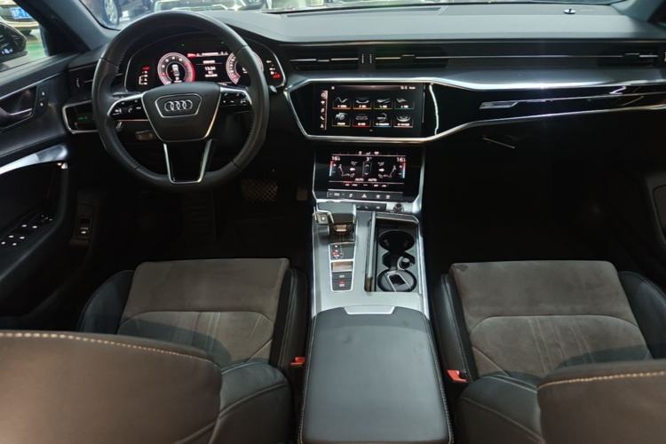 Used Audi A6L 2019 40 TFSI Luxury Dynamic Model Center Console