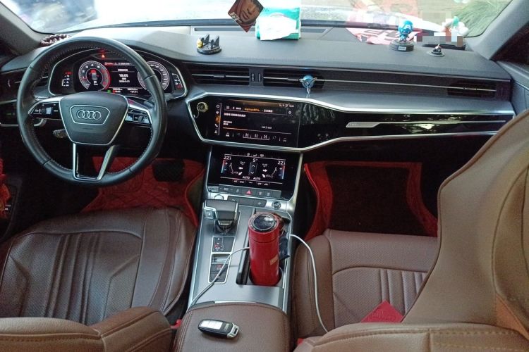 Used Audi A6L 2019 40 TFSI Luxury Dynamic Model Center Console