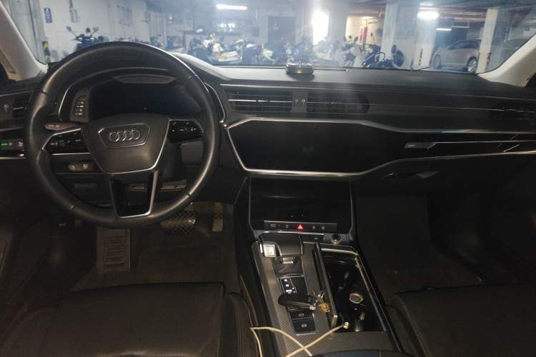 Used Audi A6L 2019 45 TFSI Prestige Elegant Edition Center Console