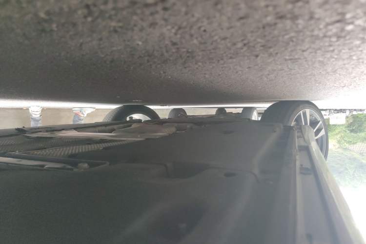 Used Audi A6L 2019 40 TFSI Luxury Dynamic Model Chassis Front Left
