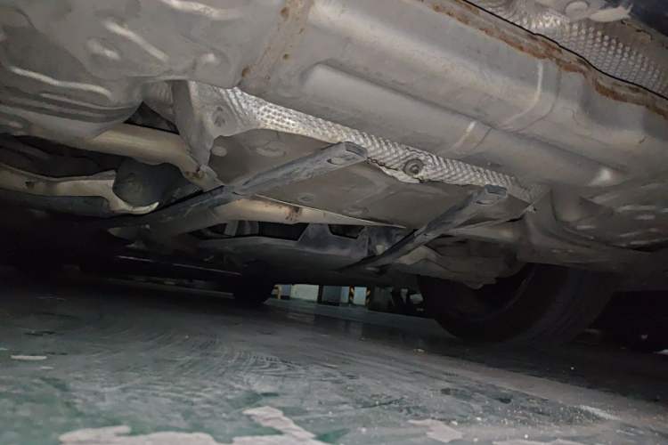Used Audi A6L 2019 40 TFSI Luxury Dynamic Model Chassis Rear Left