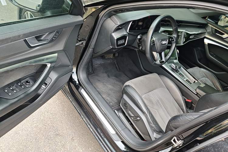 Used Audi A6L 2019 40 TFSI Luxury Dynamic Model Driver Seat