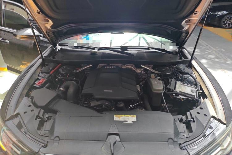 Used Audi A6L 2019 40 TFSI Luxury Dynamic Model Engine Bay