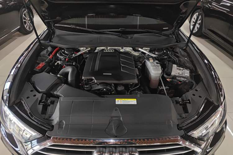 Used Audi A6L 2019 45 TFSI Prestige Dynamic Edition Engine Bay