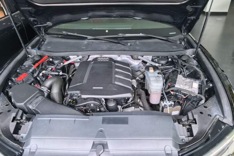 Used Audi A6L 2019 45 TFSI Prestige Dynamic Edition Engine Bay