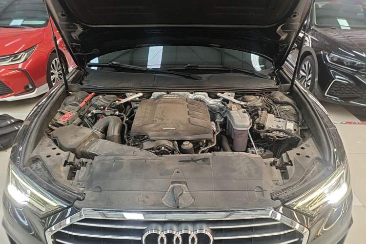 Used Audi A6L 2019 45 TFSI Prestige Dynamic Edition Engine Bay