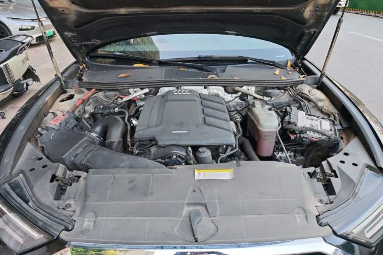 Used Audi A6L 2019 45 TFSI Prestige Dynamic Edition Engine Bay
