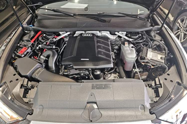 Used Audi A6L 2019 40 TFSI Luxury Prestige Edition Engine Bay
