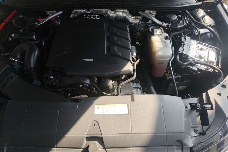 Used Audi A6L 2019 45 TFSI quattro Prestige Elegant Edition Engine Bay
