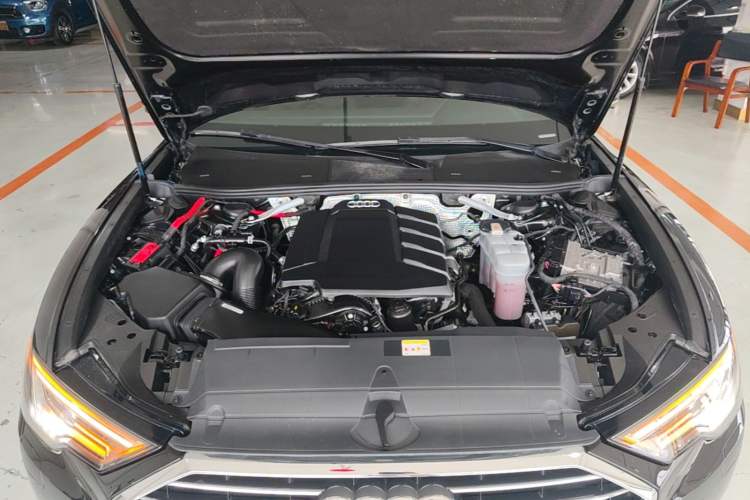 Used Audi A6L 2019 45 TFSI Prestige Dynamic Edition Engine Bay