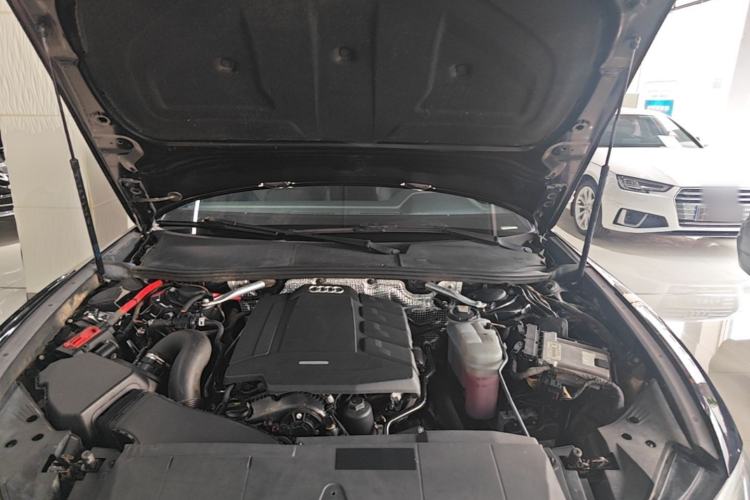 Used Audi A6L 2019 40 TFSI Luxury Dynamic Model Engine Bay