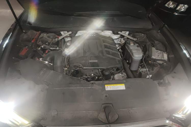 Used Audi A6L 2019 45 TFSI Prestige Elegant Edition Engine Bay