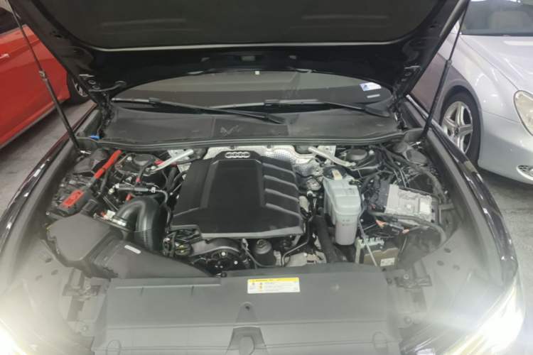 Used Audi A6L 2019 45 TFSI Prestige Dynamic Edition Engine Bay