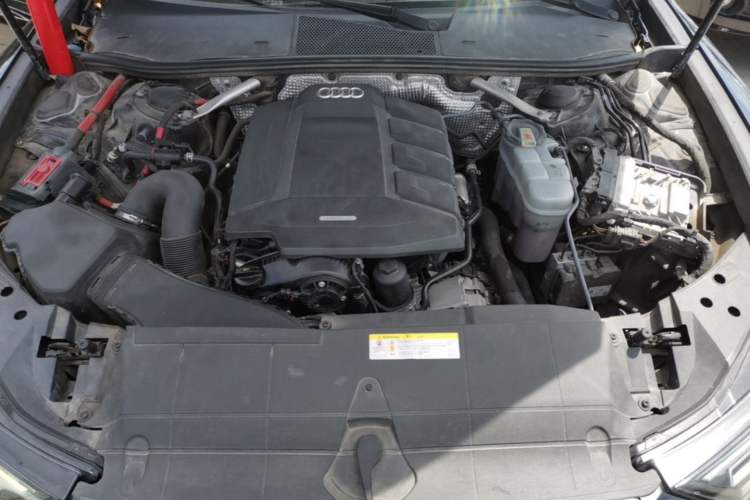 Used Audi A6L 2019 45 TFSI Prestige Elegant Edition Engine Bay