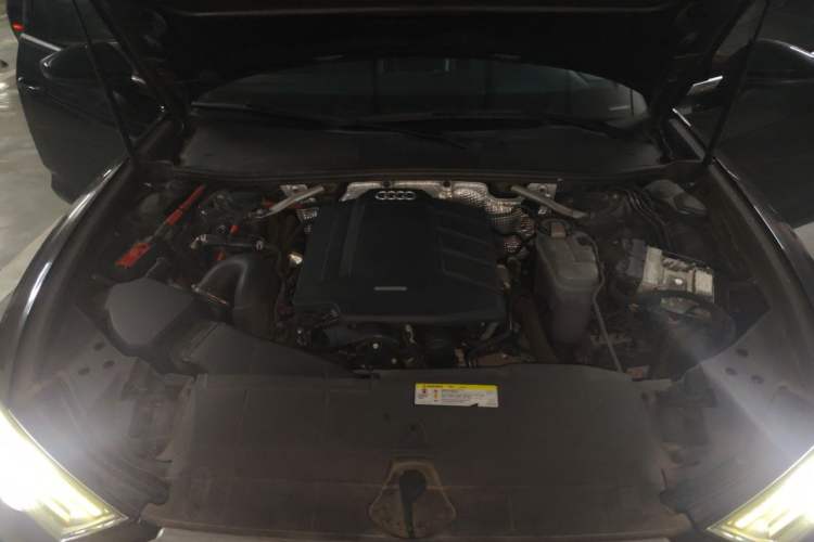 Used Audi A6L 2019 45 TFSI Prestige Dynamic Edition Engine Bay
