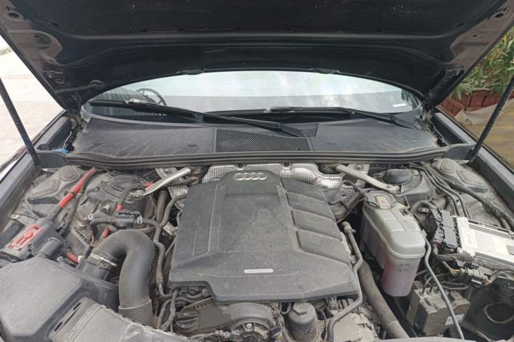 Used Audi A6L 2019 40 TFSI Luxury Prestige Edition Engine Bay