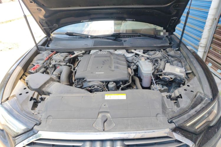 Used Audi A6L 2019 40 TFSI Luxury Dynamic Model Engine Bay