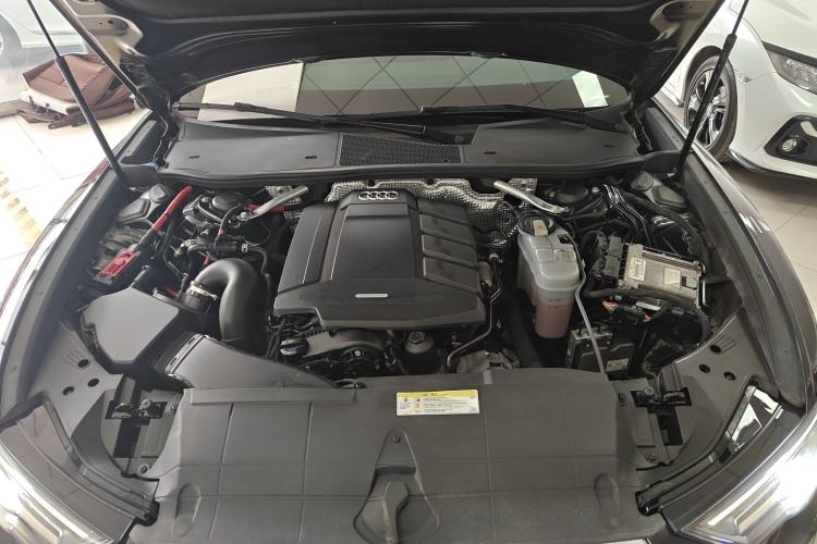 Used Audi A6L 2019 40 TFSI Luxury Prestige Edition Engine Bay