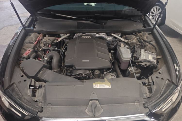 Used Audi A6L 2019 40 TFSI Luxury Dynamic Model Engine Bay