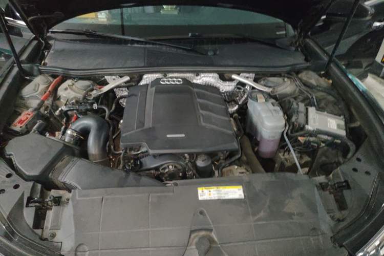 Used Audi A6L 2019 40 TFSI Luxury Prestige Edition Engine Bay