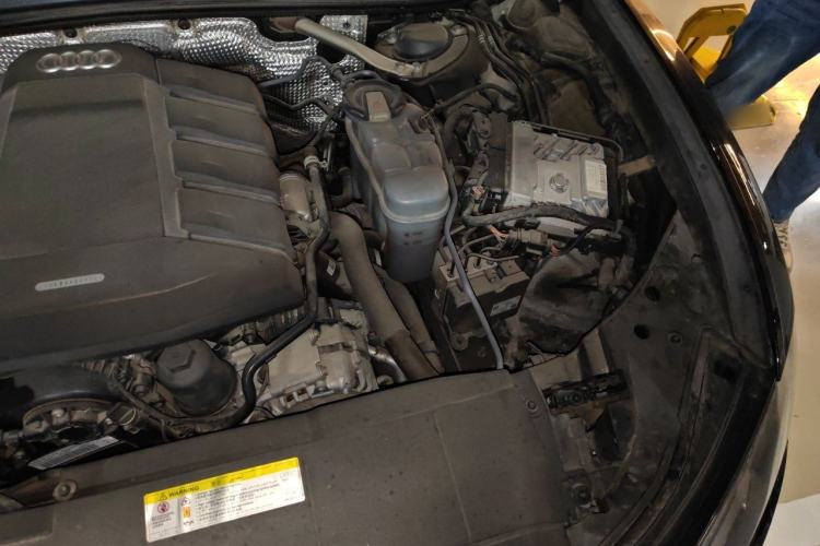 Used Audi A6L 2019 45 TFSI Prestige Elegant Edition Engine Bay Left