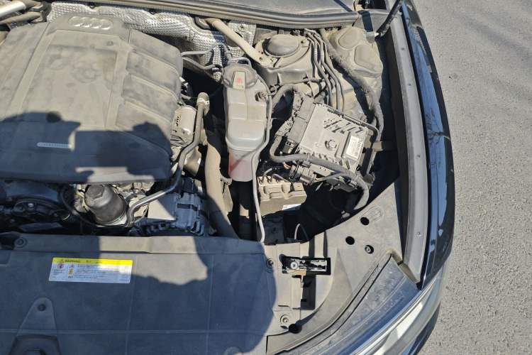 Used Audi A6L 2019 45 TFSI Prestige Dynamic Edition Engine Bay Left