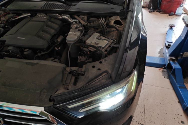 Used Audi A6L 2019 45 TFSI Prestige Elegant Edition Engine Bay Left