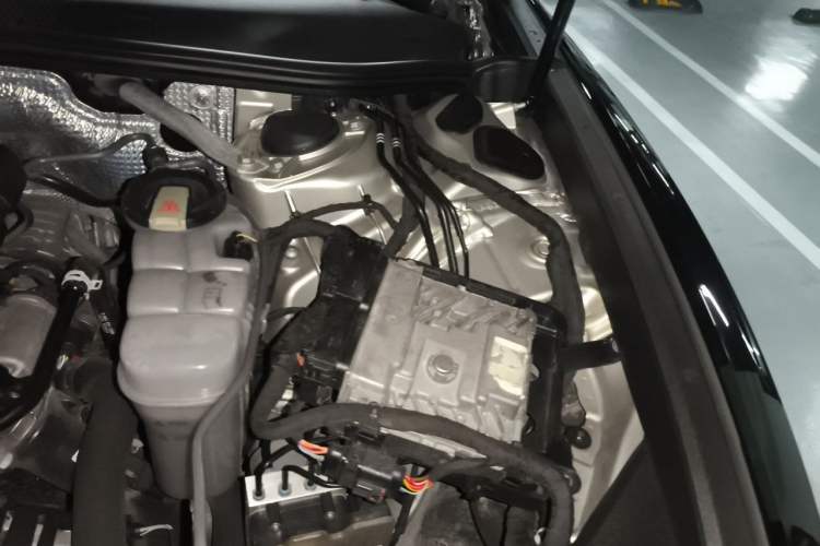 Used Audi A6L 2019 45 TFSI Prestige Elegant Edition Engine Bay Left