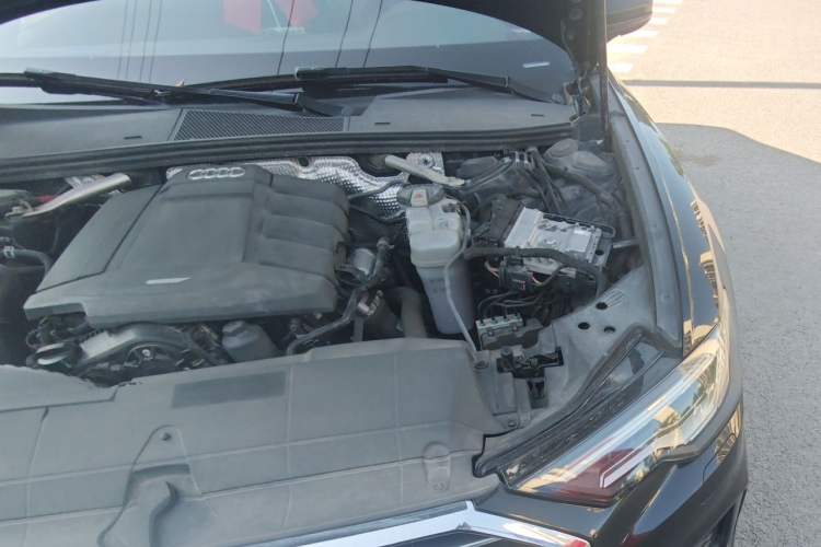 Used Audi A6L 2019 45 TFSI Prestige Dynamic Edition Engine Bay Left