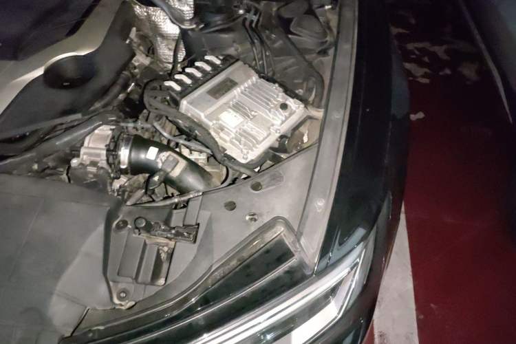 Used Audi A6L 2019 55 TFSI quattro Prestige Edition Engine Bay Left