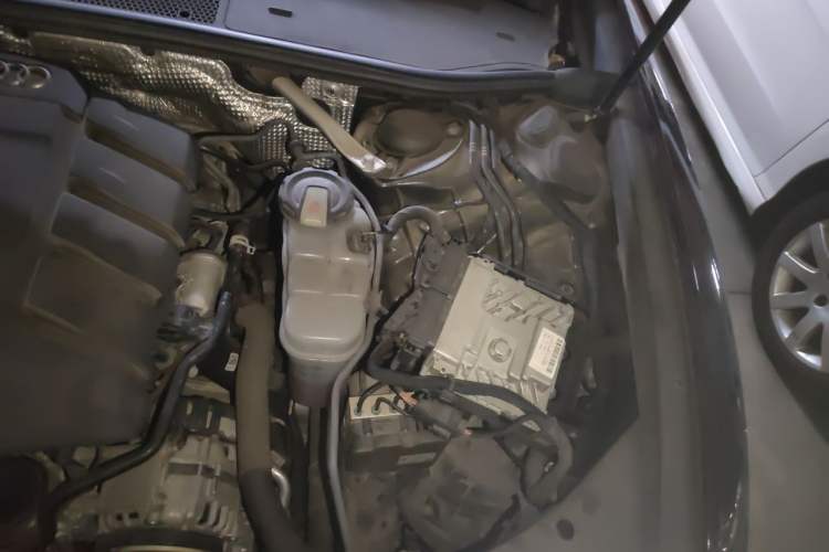 Used Audi A6L 2019 45 TFSI Prestige Elegant Edition Engine Bay Left