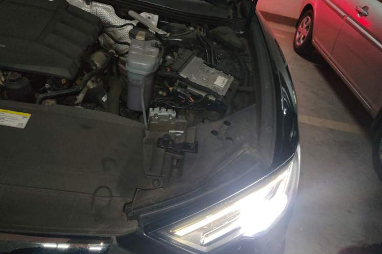 Used Audi A6L 2019 45 TFSI Prestige Dynamic Edition Engine Bay Left